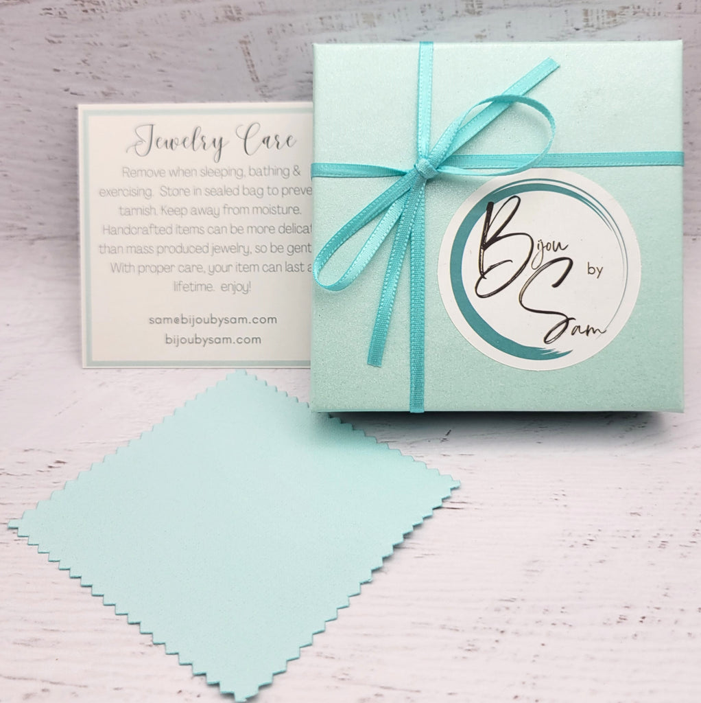 Brooke - Small Silver Circle Studs Earrings Bijou by SAM