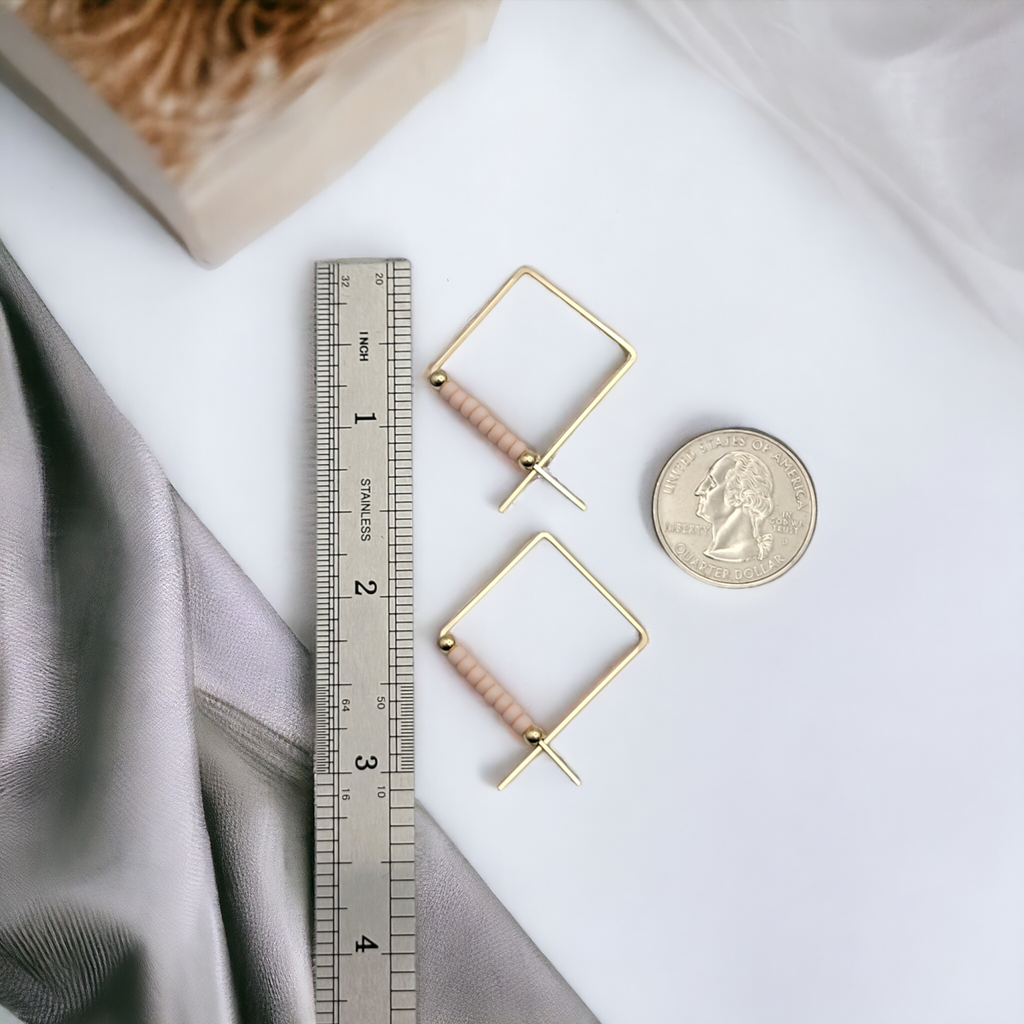 True - Square Gold with Pale Pink Earrings Bijou by SAM