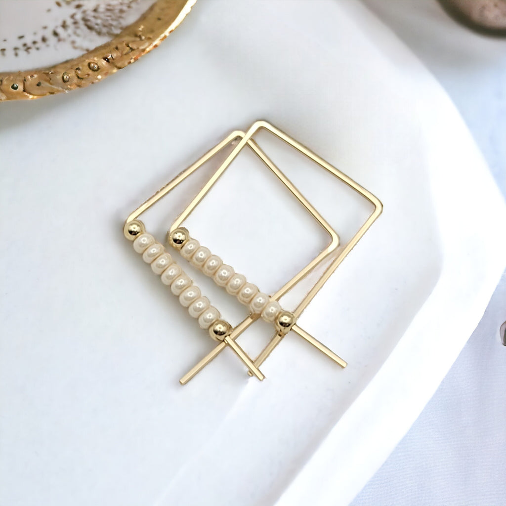 True - Square Gold & Pearl Earrings Bijou by SAM