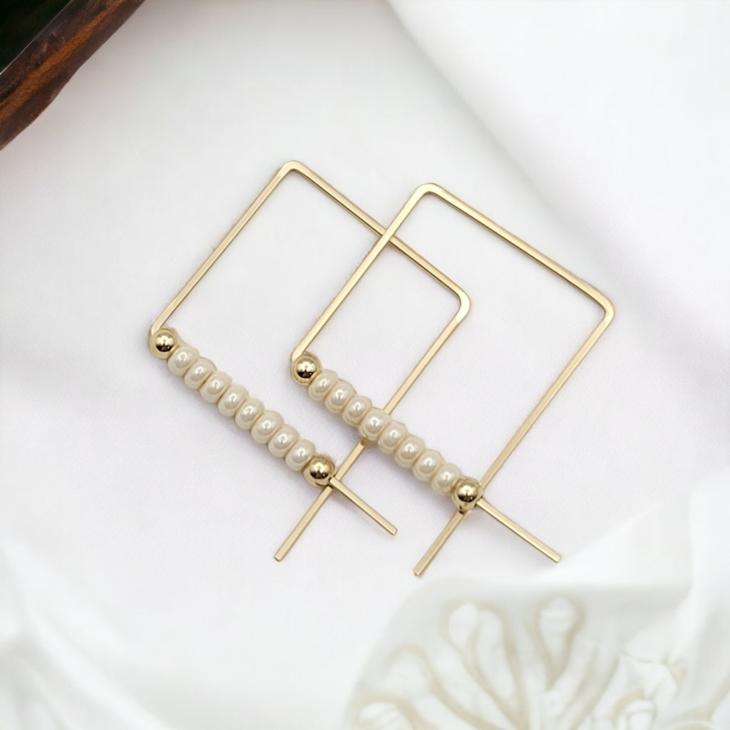 True - Square Gold & Pearl Earrings Bijou by SAM