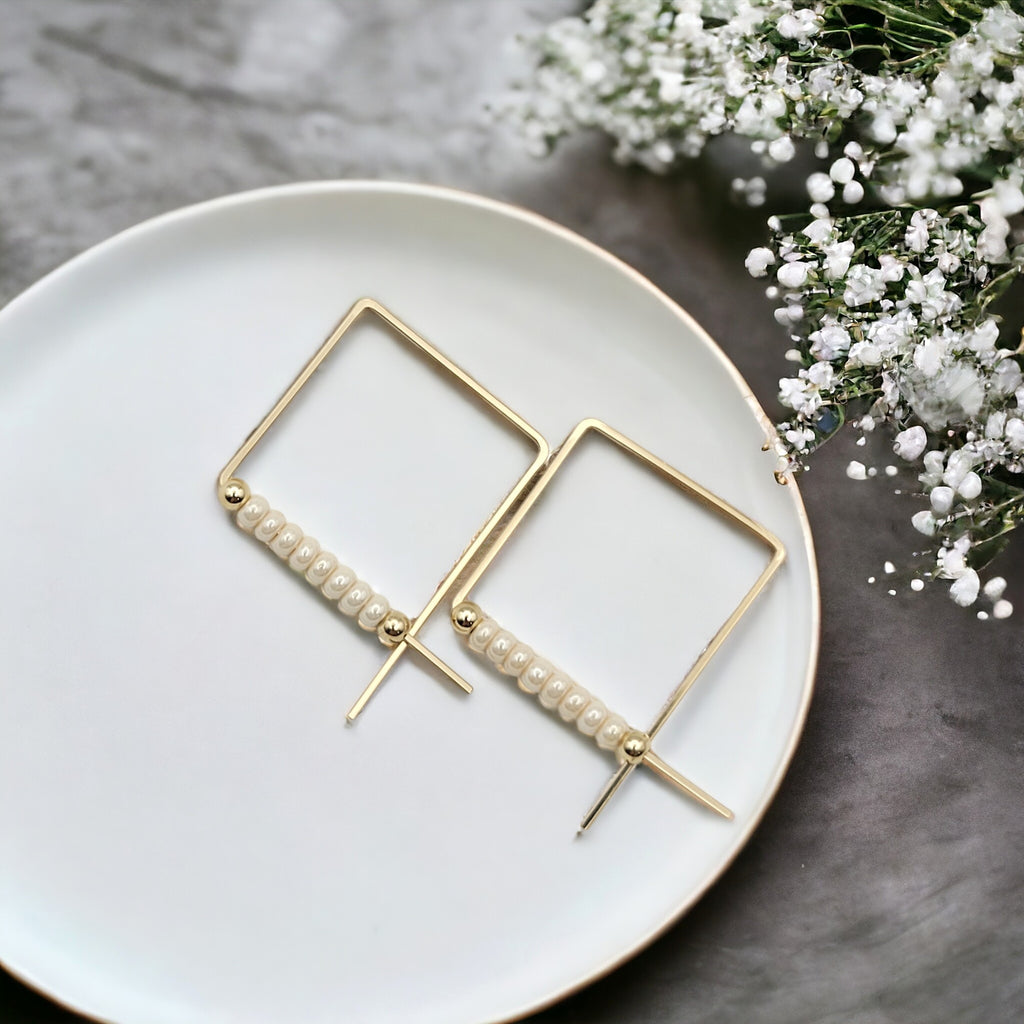 True - Square Gold & Pearl Earrings Bijou by SAM