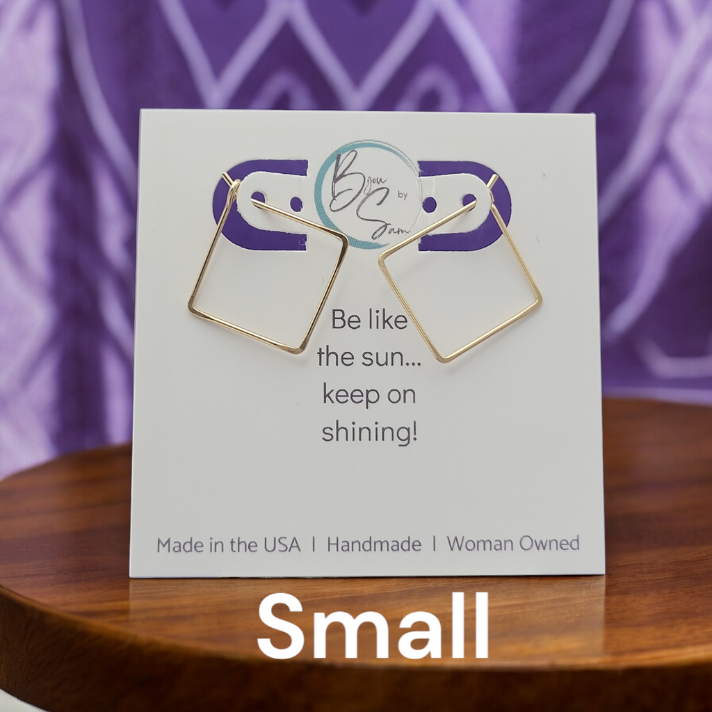 True - Square Gold Hoop Earrings Earrings Bijou by SAM