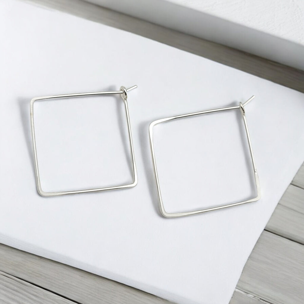 True - Silver Square Hoops Earrings Bijou by SAM