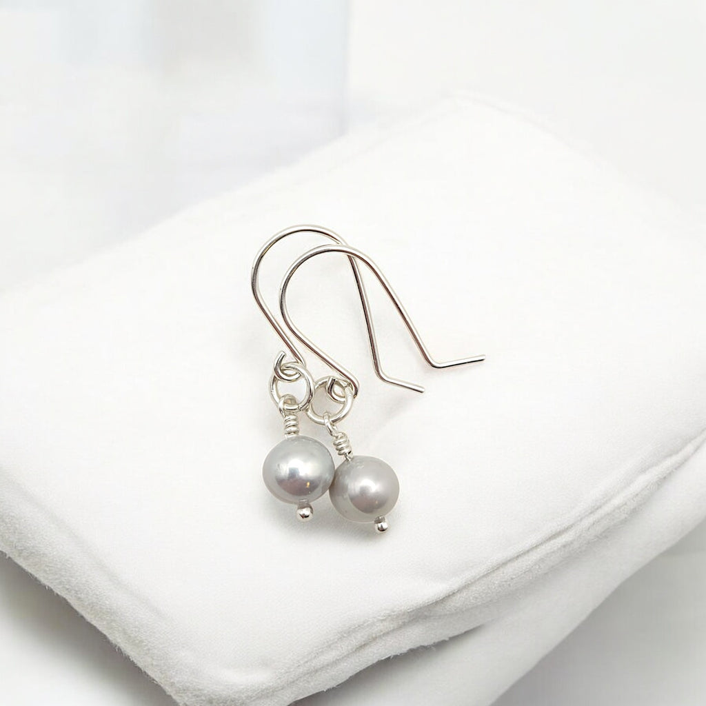 Pearl - Gray Dangle Earrings Earrings Bijou by SAM