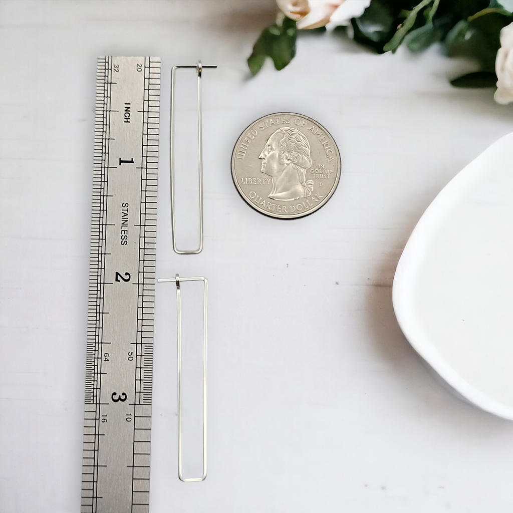 True - Silver Rectangle Earrings Bijou by SAM