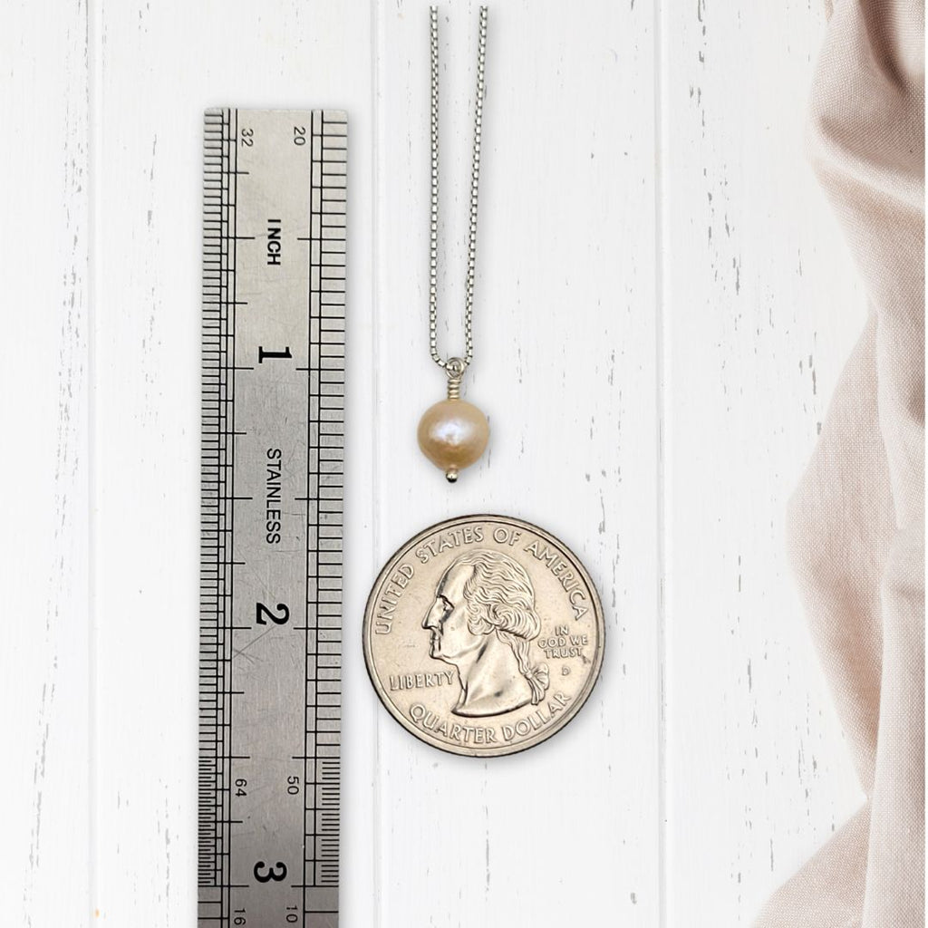 Pearl - Silver & Peach Neckalce Necklace Bijou by SAM