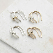 Hugs - Silver or Gold Tiny Threaders