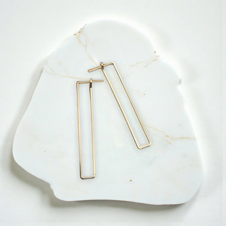 True - Gold Rectangle Earrings Bijou by SAM