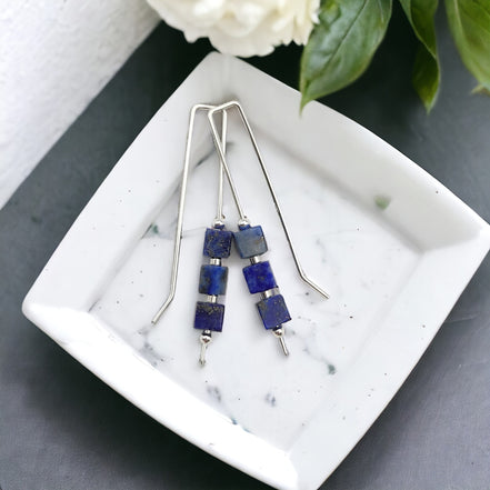 Silver Threaders with Lapis Lazuli Cubes Earrings Bijou by SAM   
