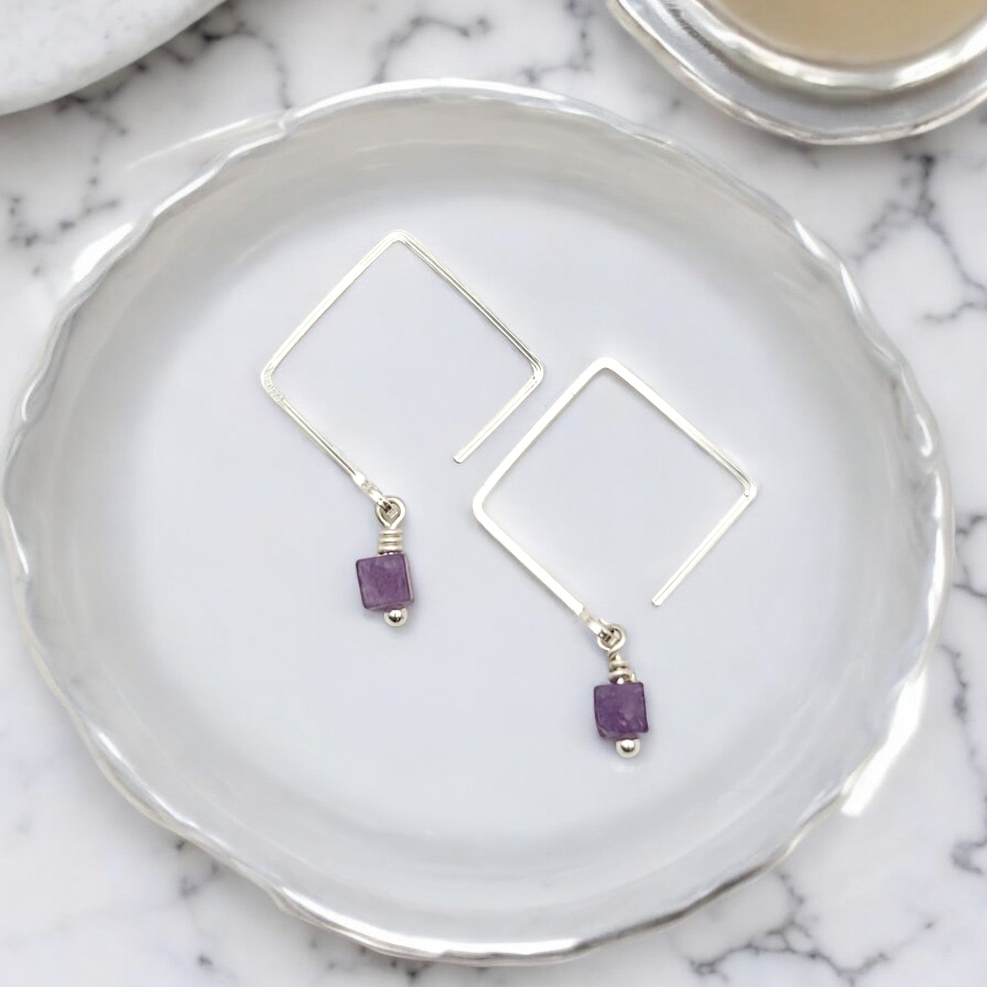 Cube - Square Threader with Amethyst  Bijou by SAM   