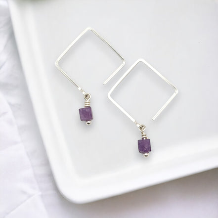 Cube - Square Threader with Amethyst  Bijou by SAM   