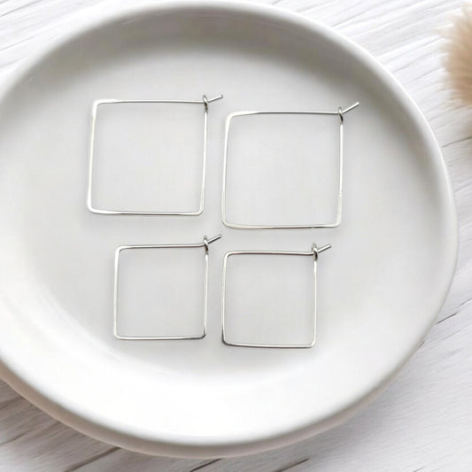 True - Silver Square Hoops Earrings Bijou by SAM Small  