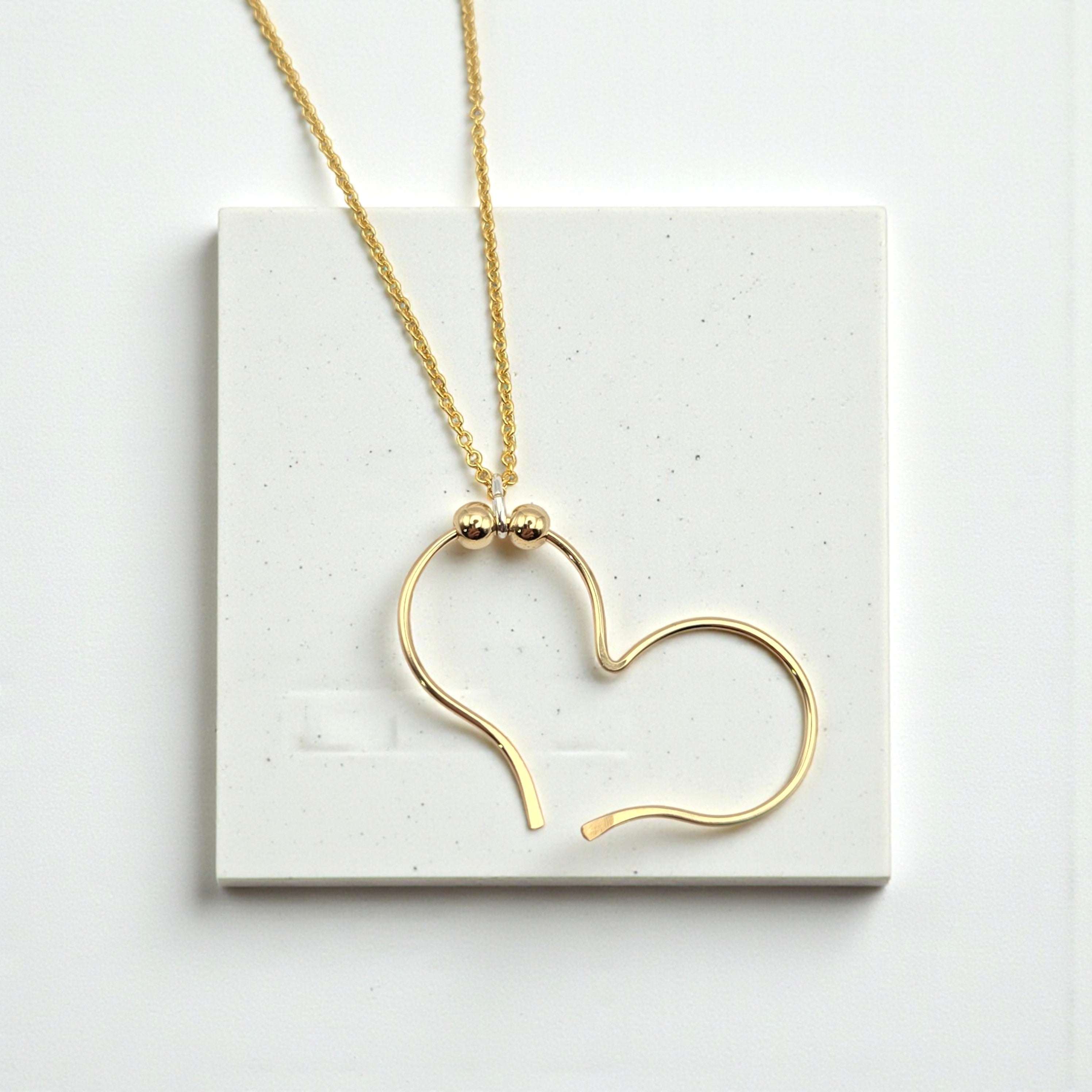 Open Heart Necklace - Gold Chain & Pendant Necklace Bijou by SAM