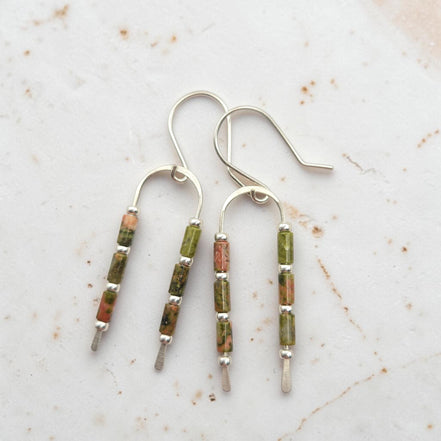 Desert Sands Wishbone Earrings | Silver