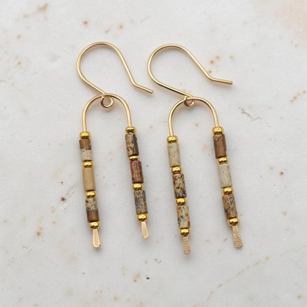 Desert Sands Wishbone Earrings | Gold