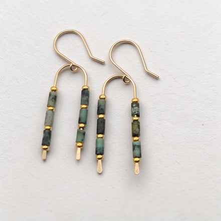 High Sierra Wishbone Earrings | Gold