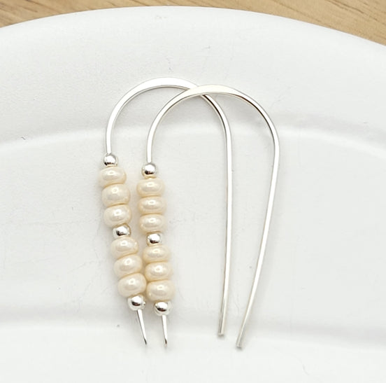 Cheval - Silver and Pearl Earrings Bijou by SAM   