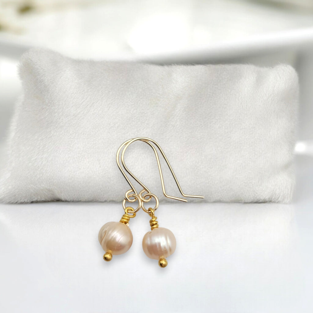 Pearl - Gold & Peach Earrings Bijou by SAM   