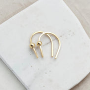 Hugs - Gold & Gold
